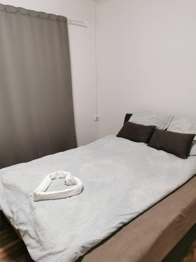 Tifani Apartman Keszthely Buitenkant foto