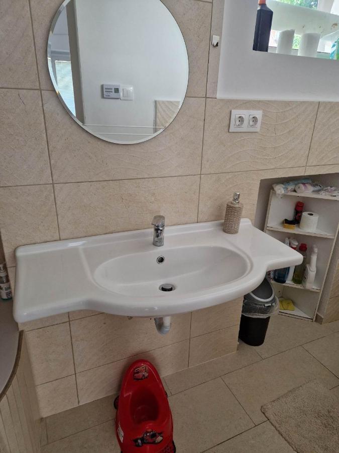 Tifani Apartman Keszthely Buitenkant foto